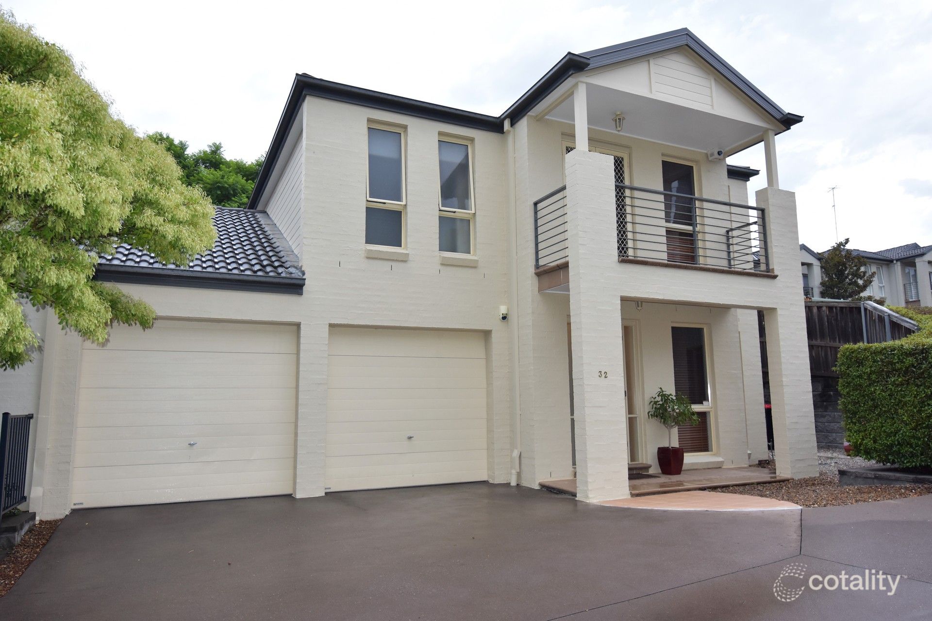 32 Eucalyptus Ct, Picnic Point, NSW 2213