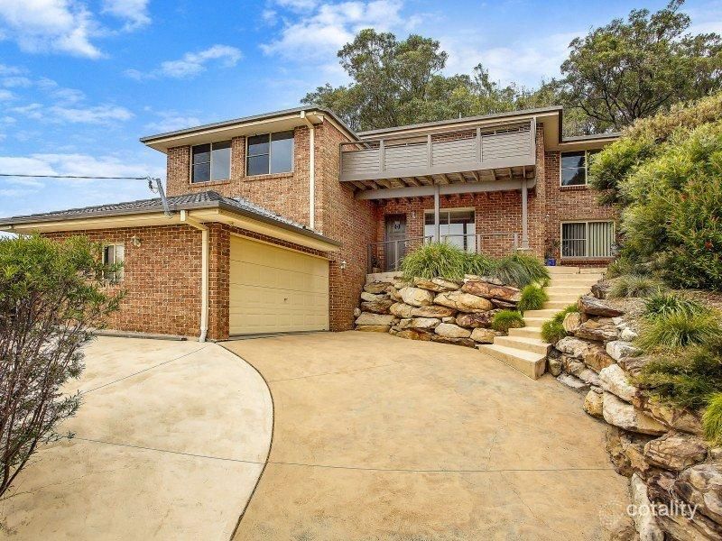 31 Yakaloo Cres, Forresters Beach, NSW 2260