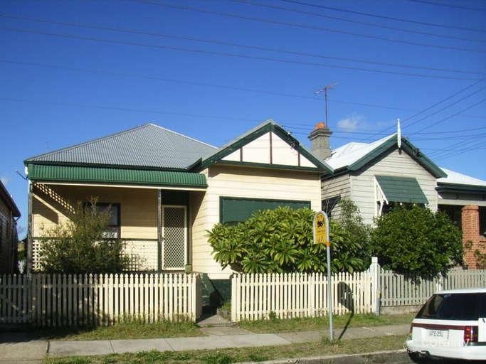 99 Lewis St, Maryville, NSW 2293