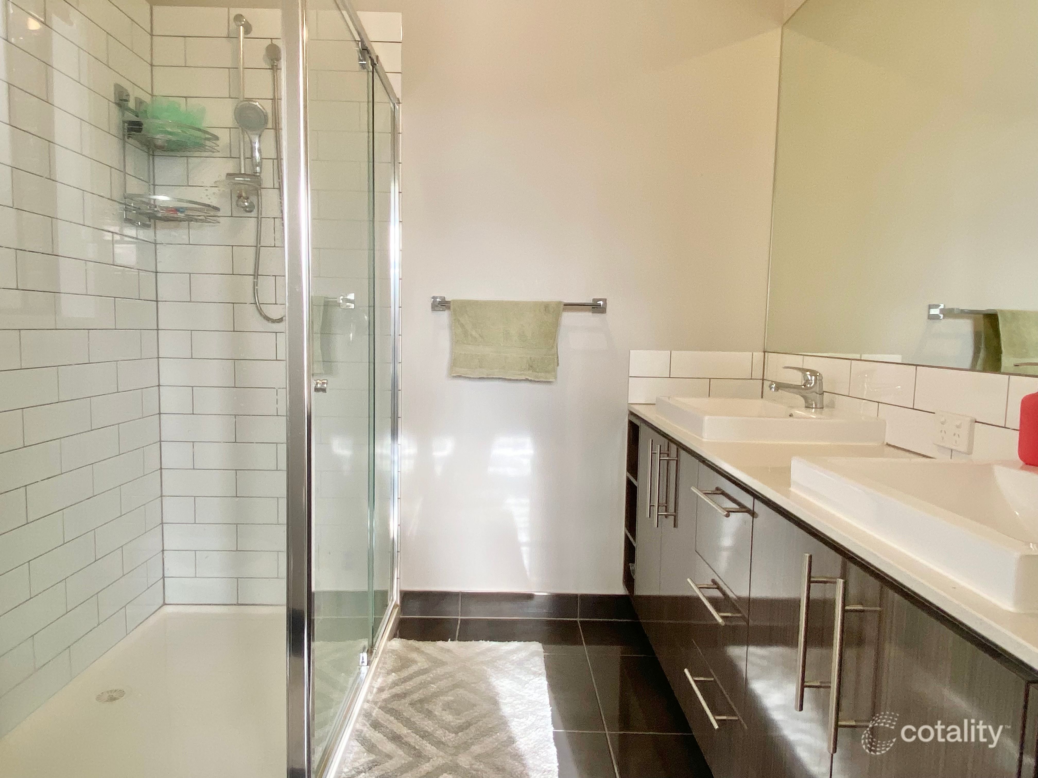 19 Hammersmith Rd, Wyndham Vale, VIC 3024