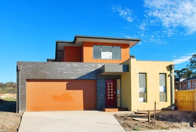 11 Parisel Cct, Mernda, VIC 3754