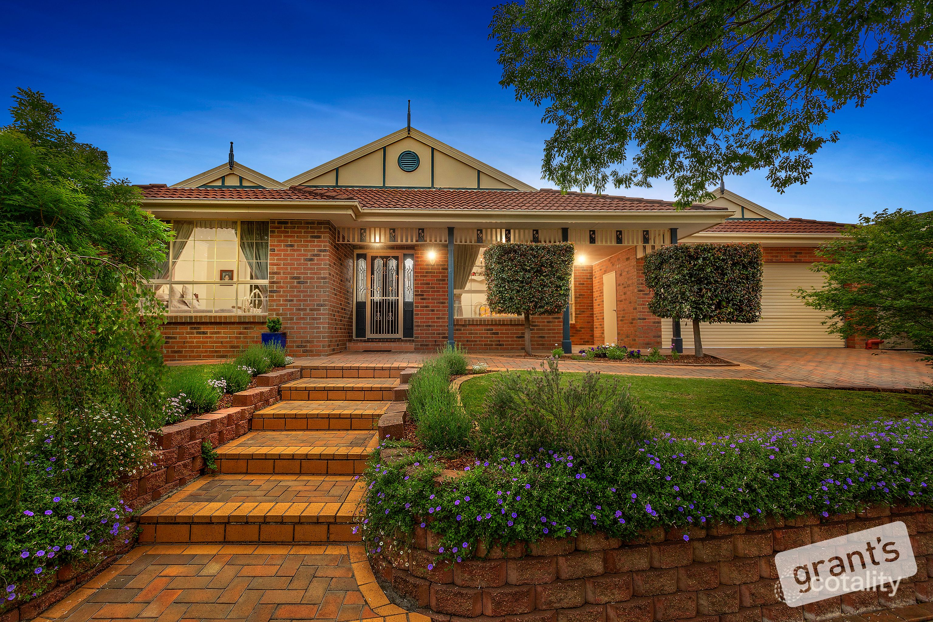 23 Ardblair Tce, Narre Warren South, VIC 3805