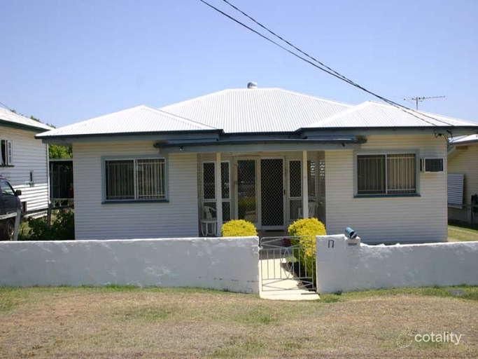 17 Marcel St, East Ipswich, QLD 4305