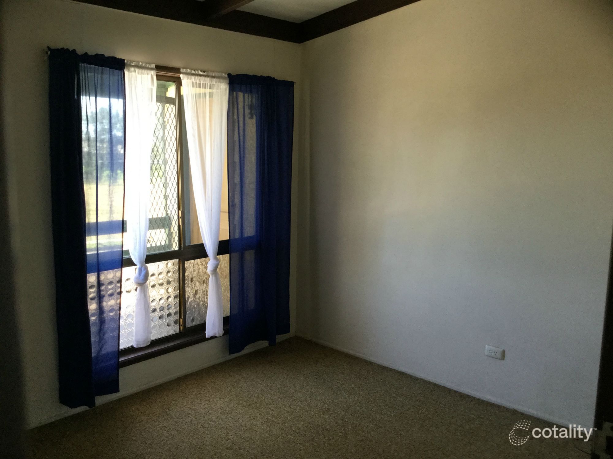 130 Robertson Rd, Silkstone, QLD 4304