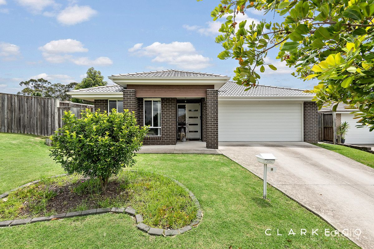 8 Babbler Way, Aberglasslyn, NSW 2320
