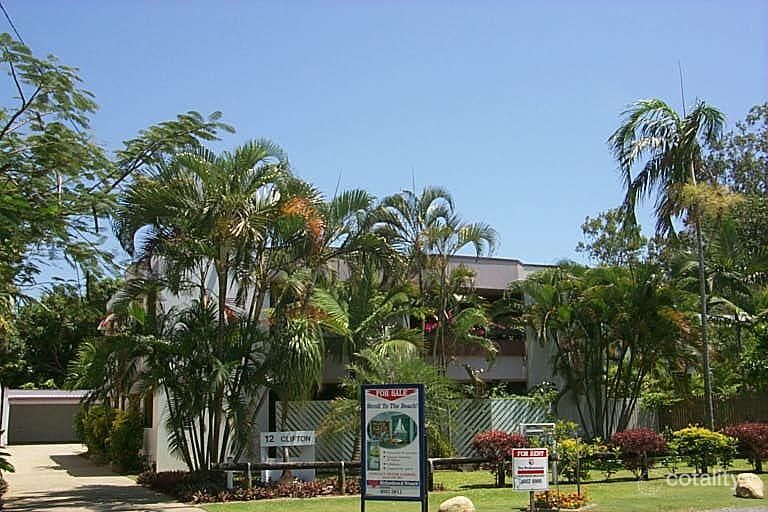 12 Clifton Rd, Clifton Beach, QLD 4879