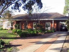 29 Bellevue Dr, Bellevue Heights, SA 5050