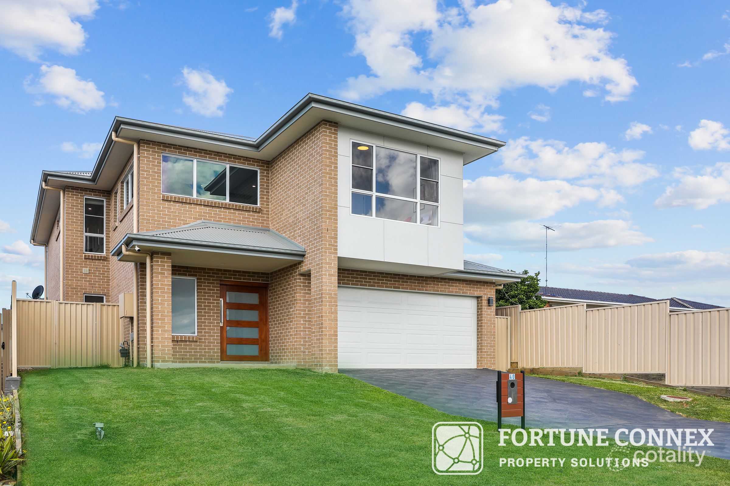 40 Schofields Farm Rd, Tallawong, NSW 2762