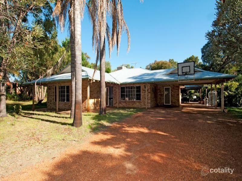 4 Maroona Pl, Greenfields, WA 6210