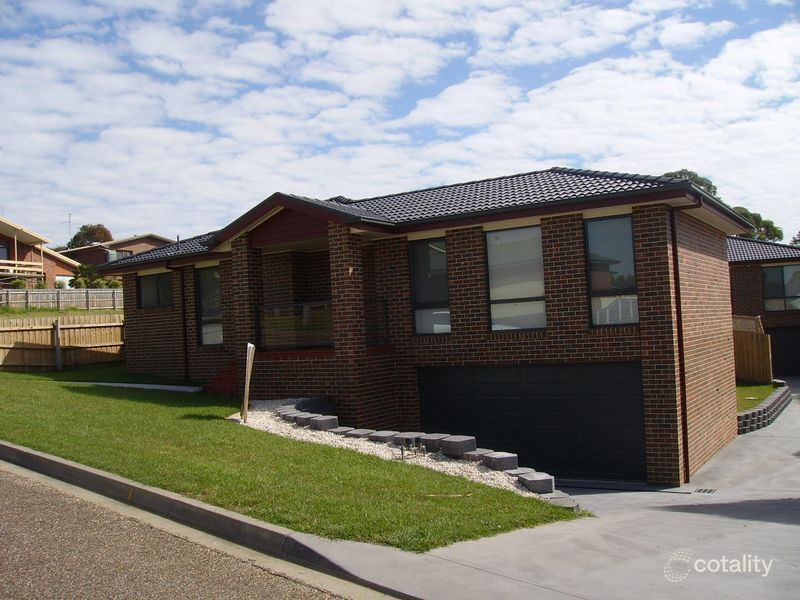 5a The Boulevarde, Wy Yung, VIC 3875