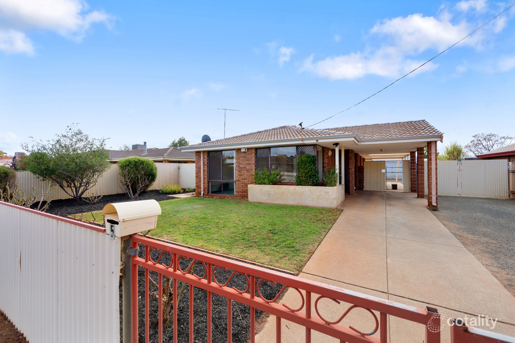 5 Starlight Pl, South Kalgoorlie, WA 6430