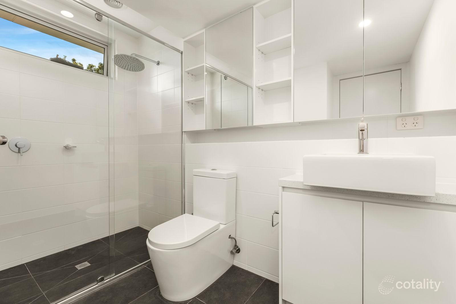 202/813 Toorak Rd, Hawthorn East, VIC 3123