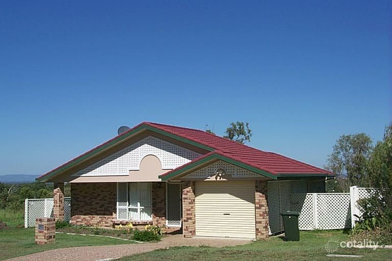 31 Rosewood Dr, Norman Gardens, QLD 4701