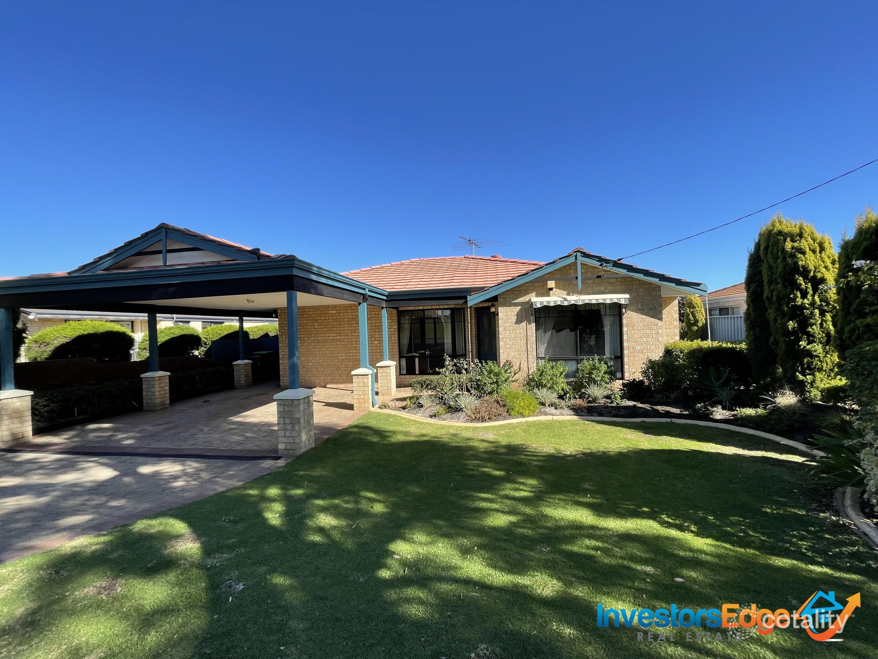 9a Hillsborough Dr, Nollamara, WA 6061