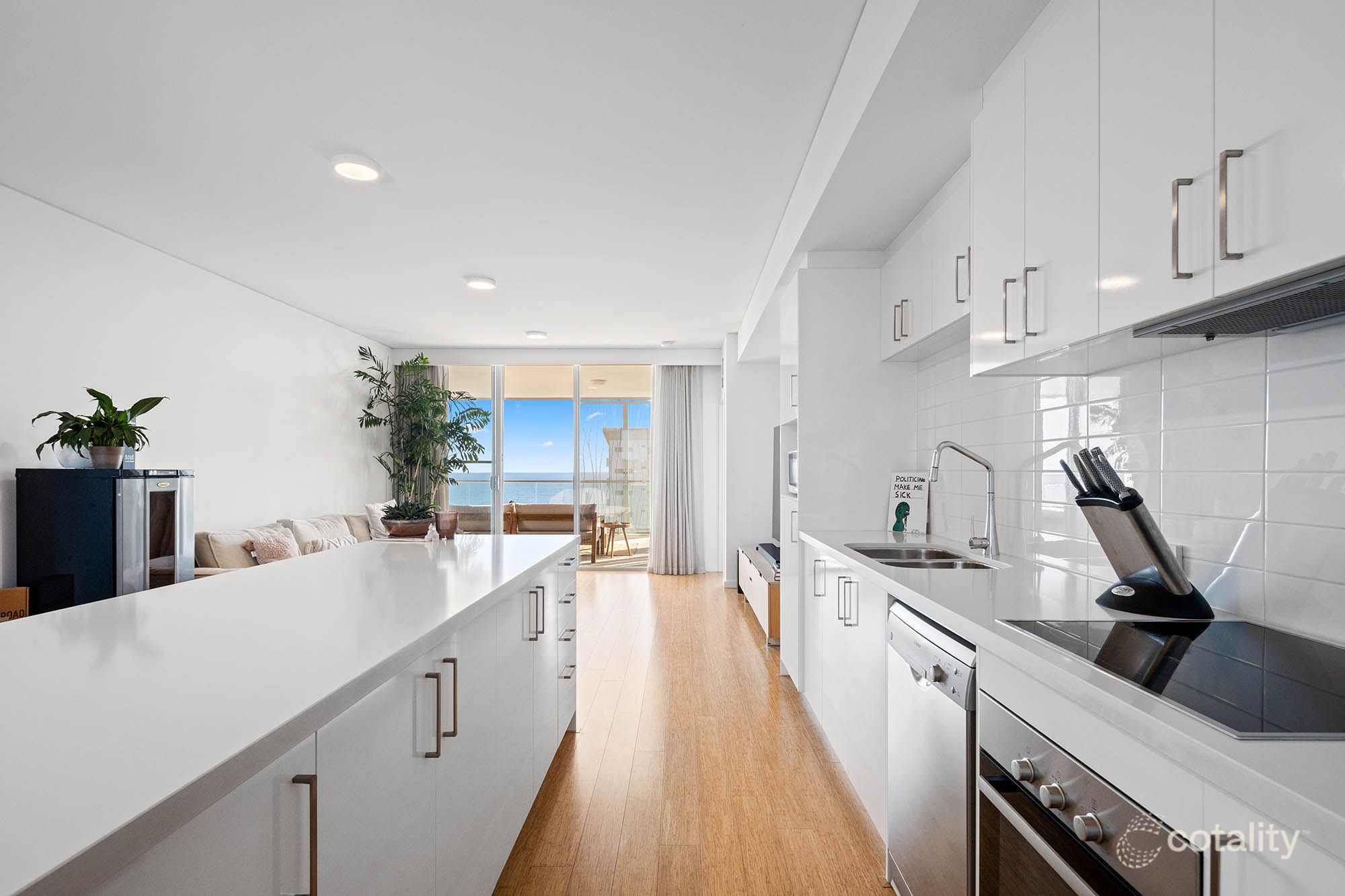 80/35 Hastings St, Scarborough, WA 6019