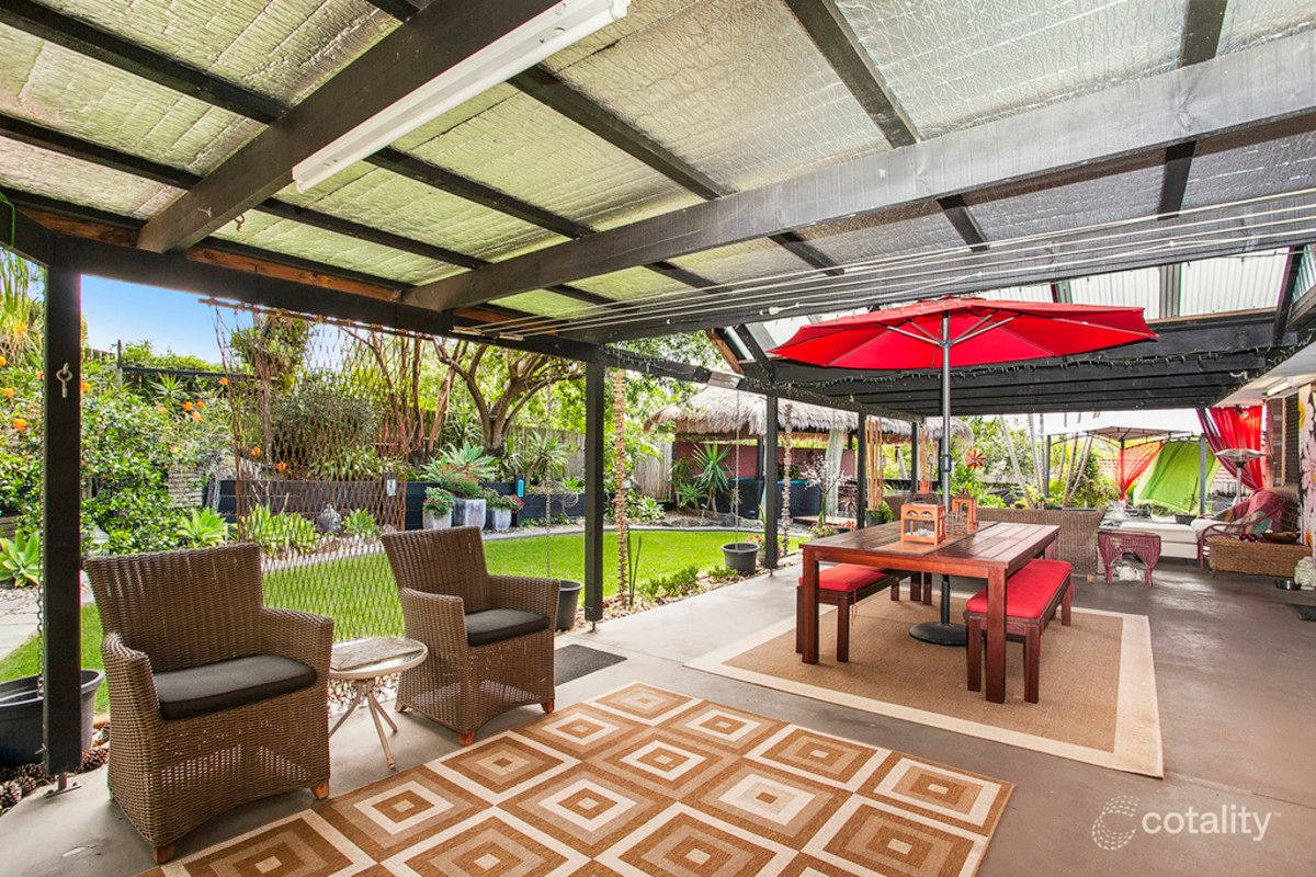 5 Aird Ct, Highland Park, QLD 4211