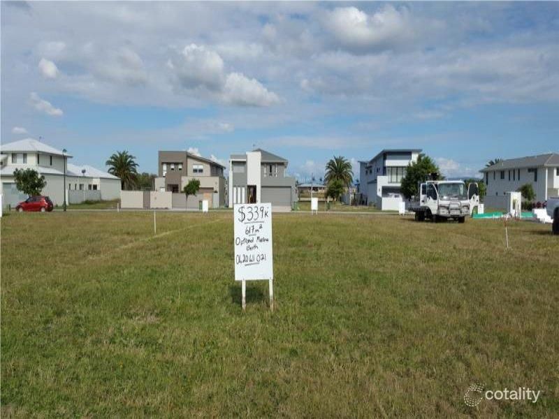 35 Harbour Rise, Hope Island, QLD 4212