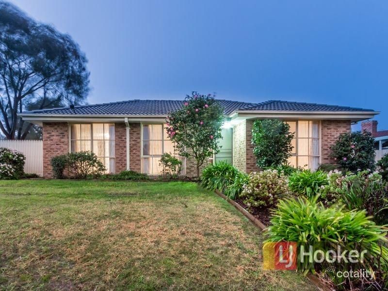 7 Irving Rd, Pakenham, VIC 3810