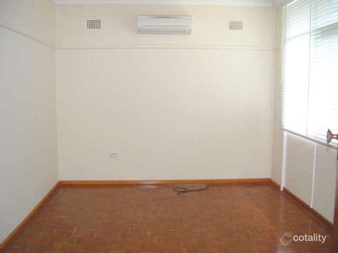 14 Fairfield Rd, Guildford West, NSW 2161