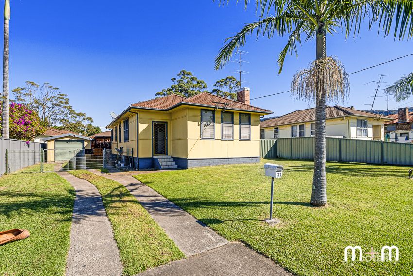 33 Davidson Ave, Woonona, NSW 2517