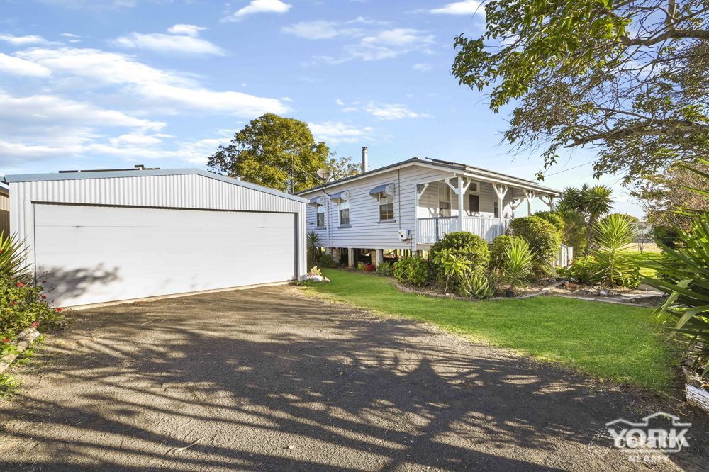58 Hadley St, Pittsworth, QLD 4356