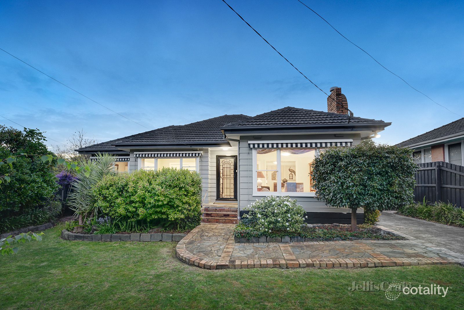 80 Shady Gr, Forest Hill, VIC 3131