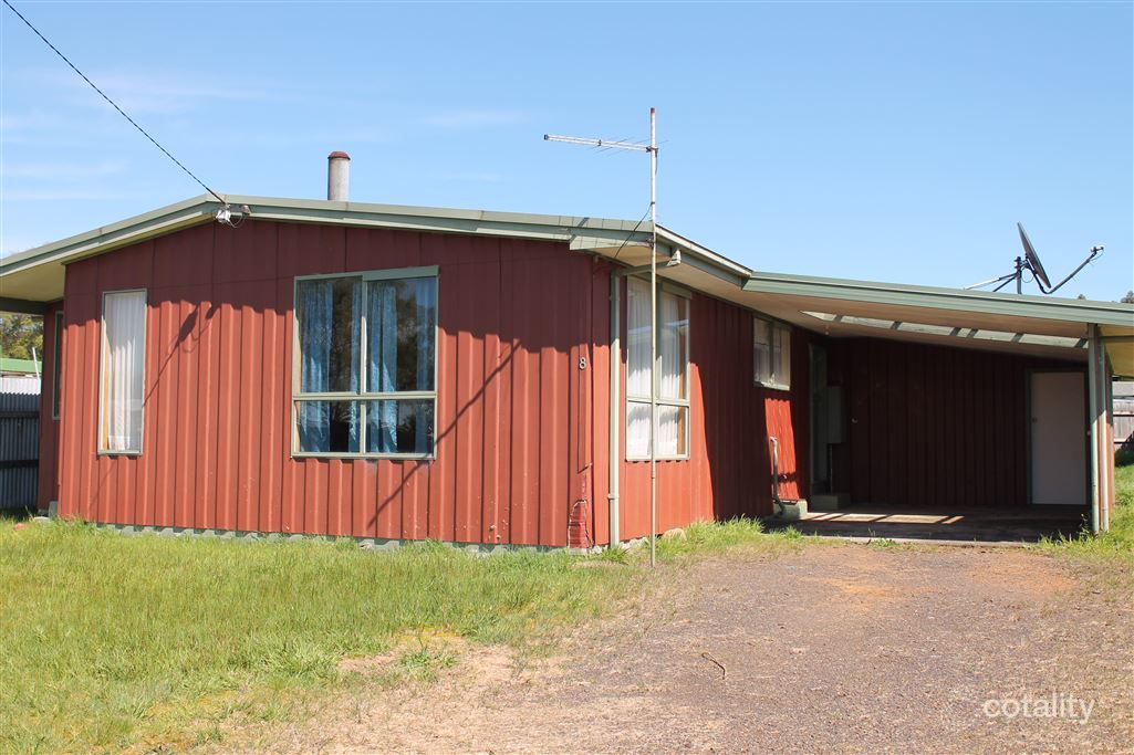8 Gellibrand St, Zeehan, TAS 7469