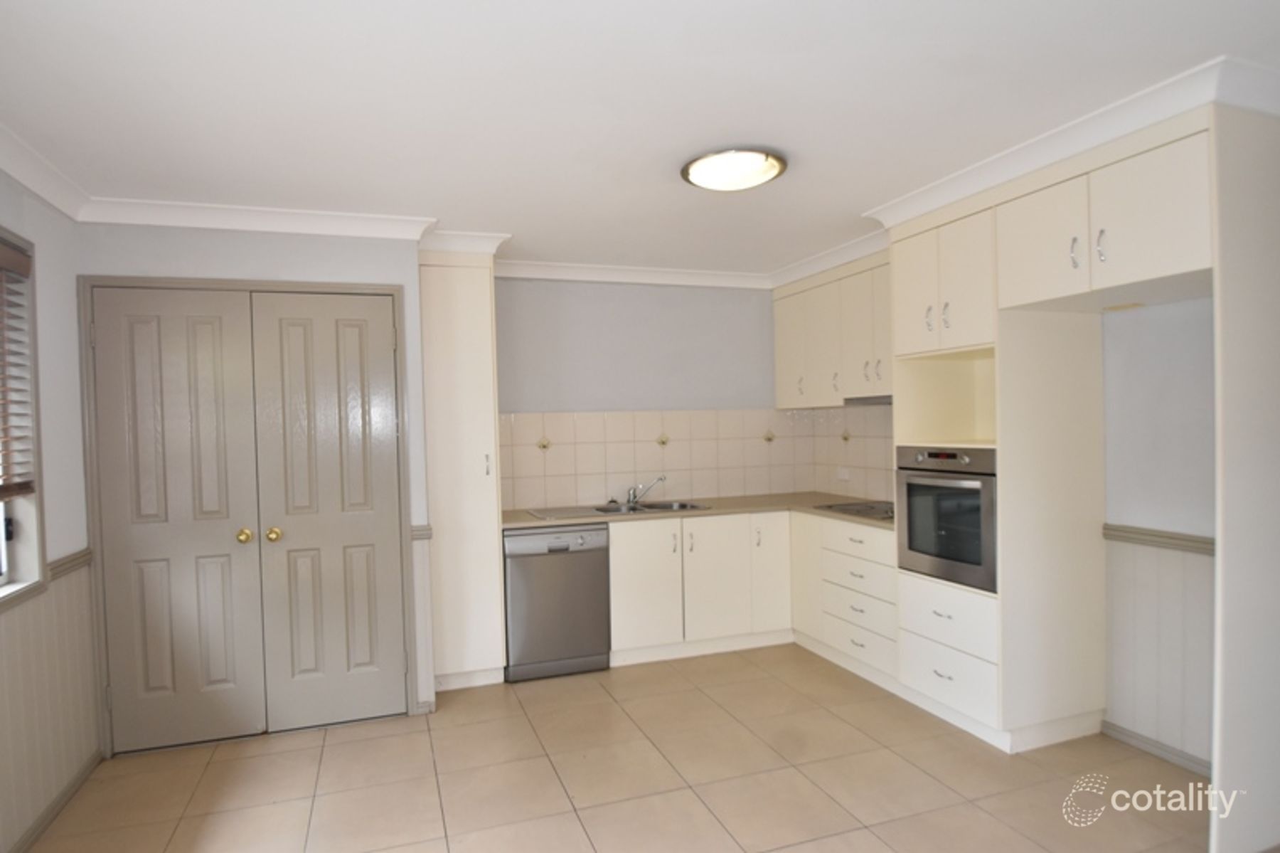 2/9 Hirst St, Greenmount, QLD 4359