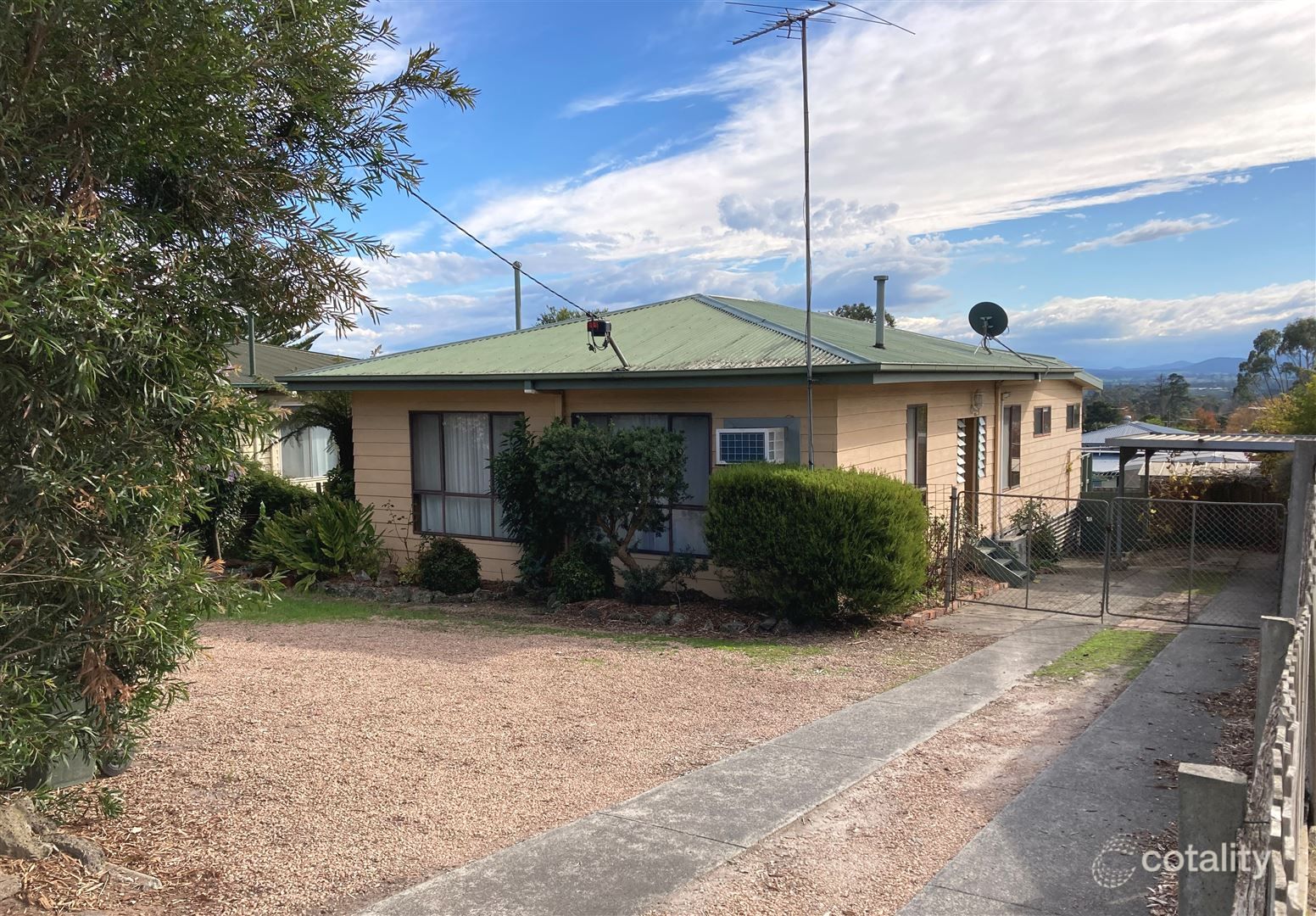 4 Elizabeth St, Moe, VIC 3825