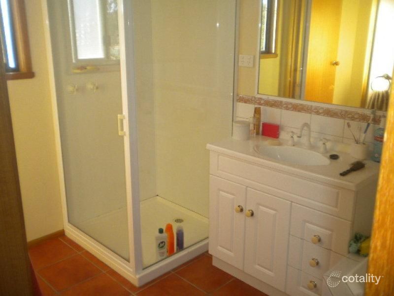 18 Hawken St, Leitchville, VIC 3567