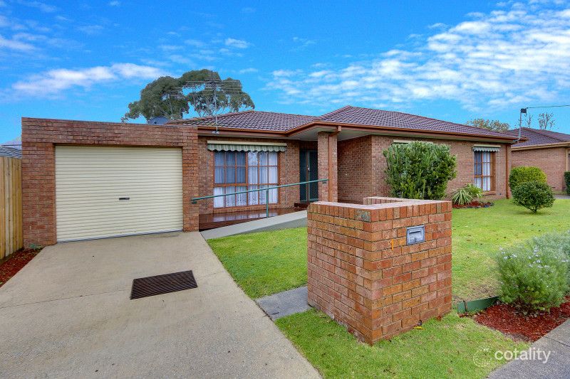 1/1 Herring St, Hastings, VIC 3915