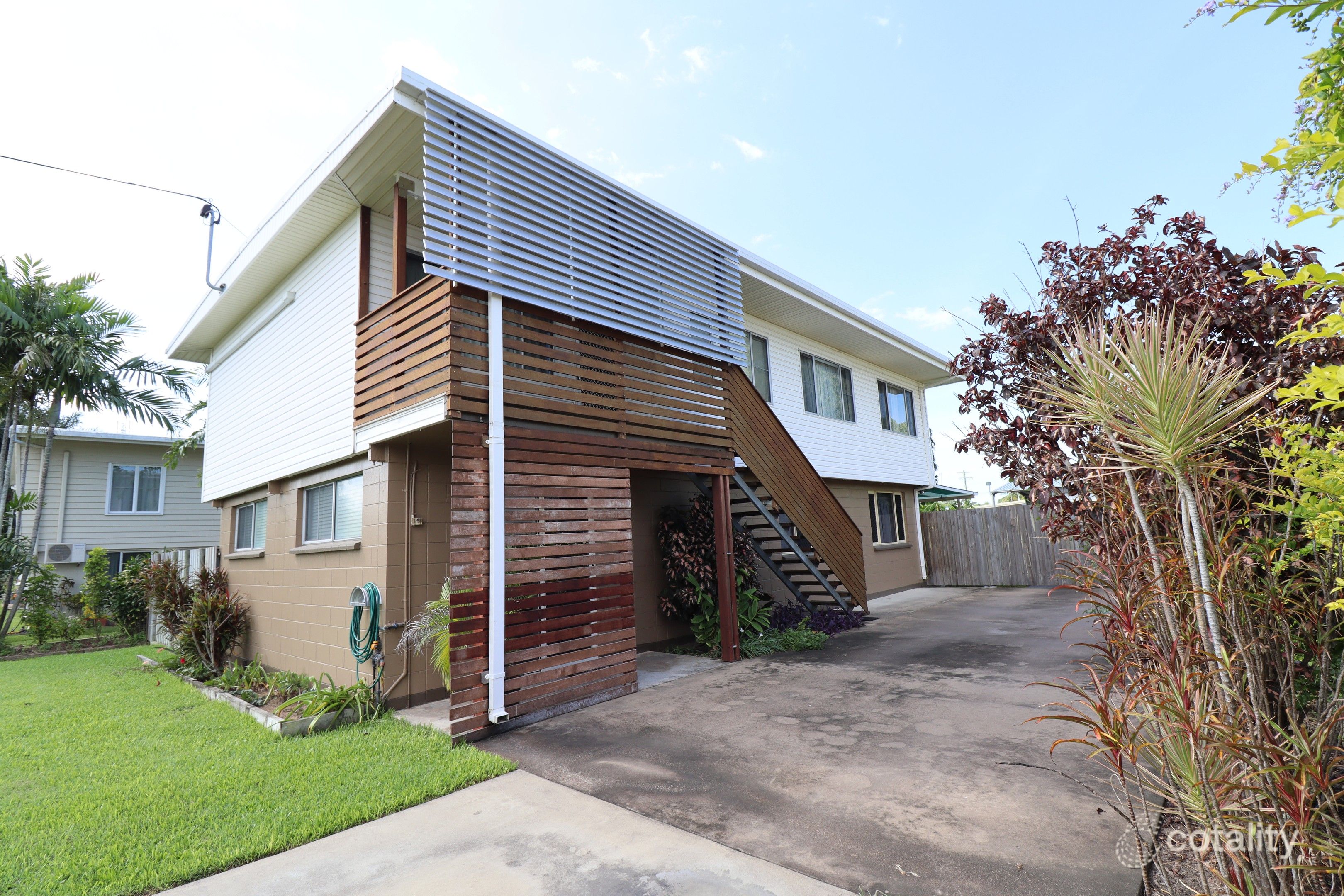 16 Rossiter St, Ayr, QLD 4807