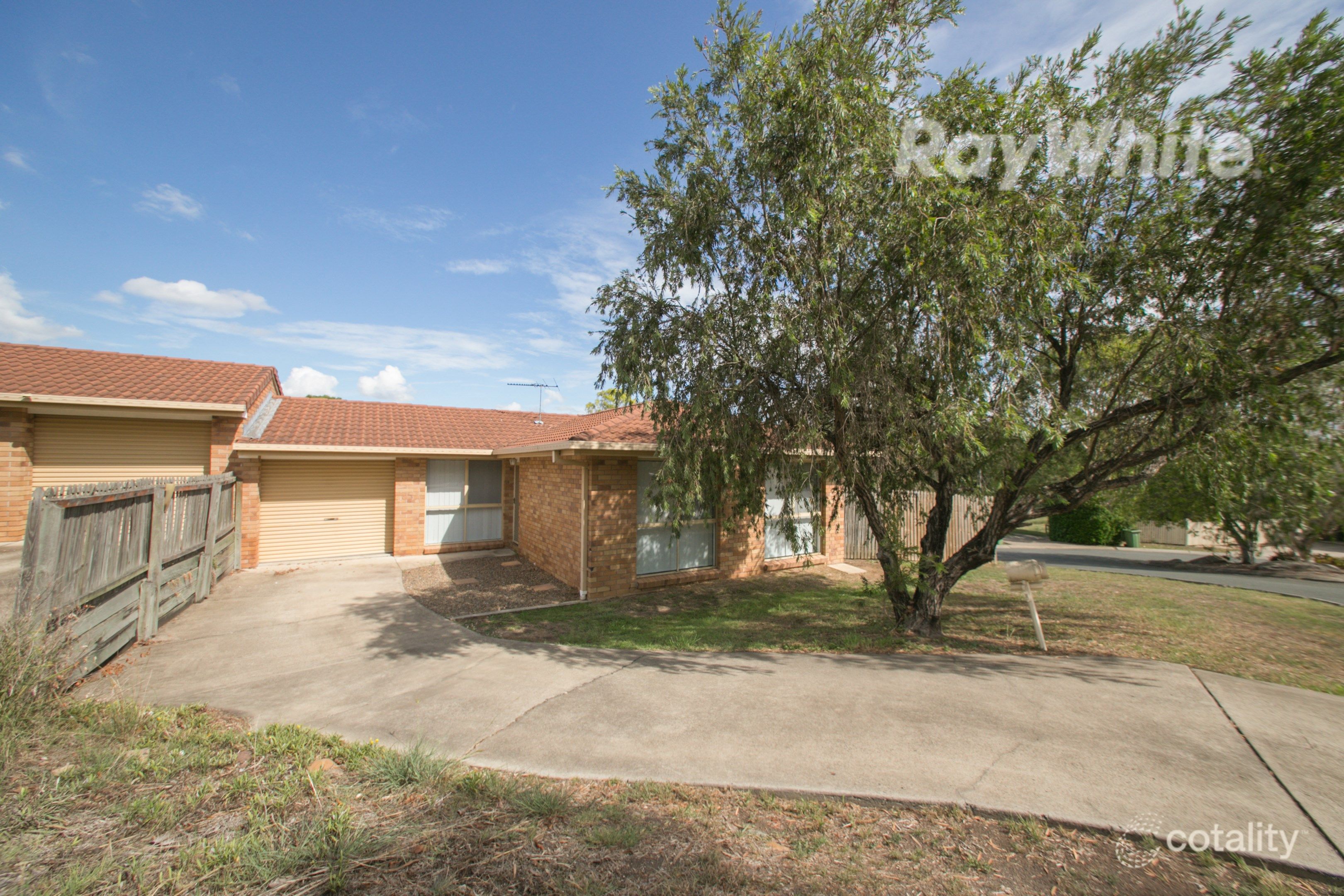 9 Mcdougall Cl, Silkstone, QLD 4304