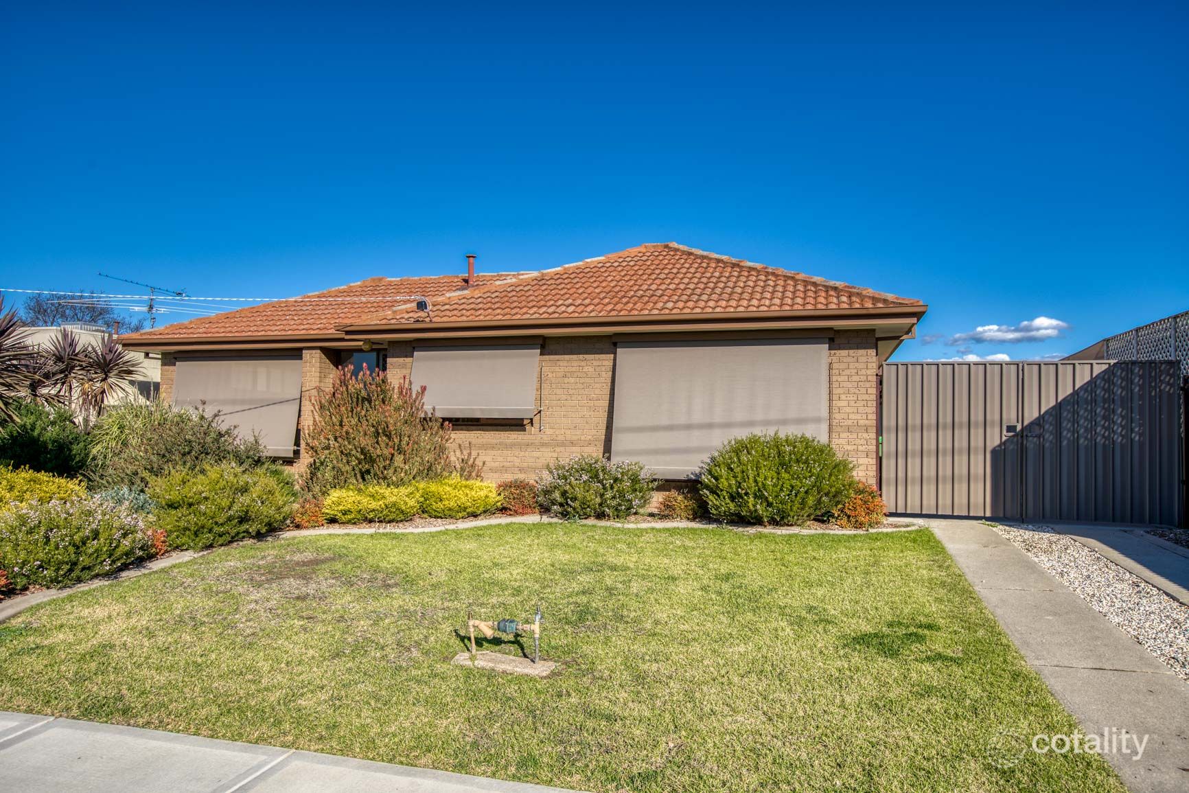 411 Lawrence St, West Wodonga, VIC 3690