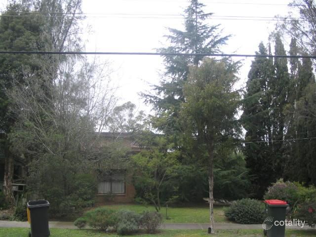 25 Barrington Dr, Ashwood, VIC 3147