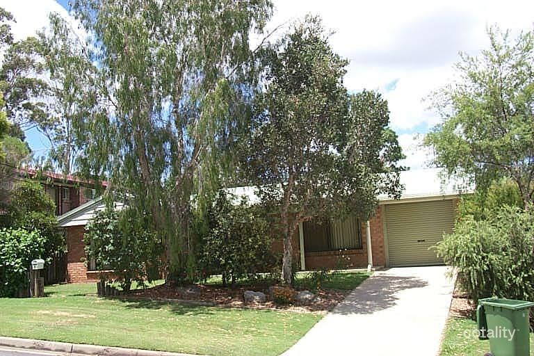 3 Currawong St, Bundamba, QLD 4304