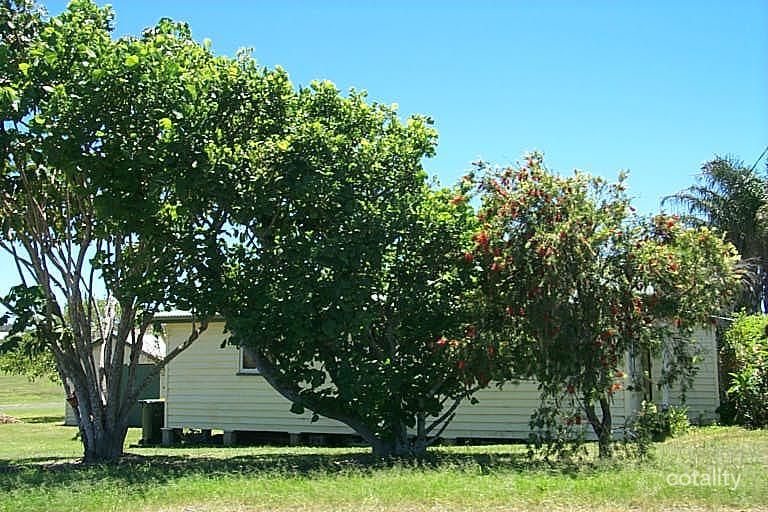 12 Welch St, Elliott Heads, QLD 4670