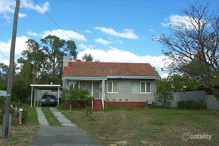 10 Banjine Rd, Koongamia, WA 6056