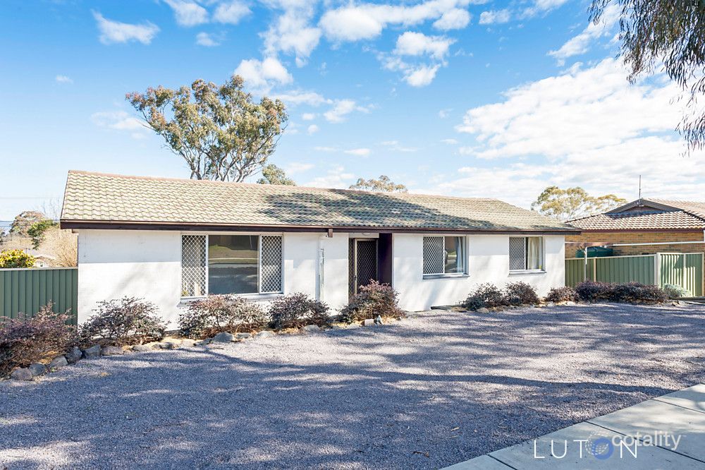 107 Livingston Ave, Kambah, ACT 2902