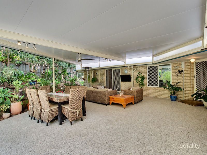 18 Glendore Ct, Eatons Hill, QLD 4037