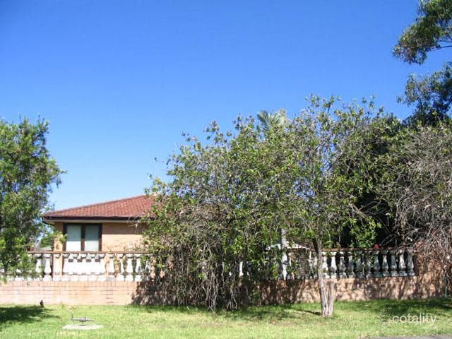 15 Kells Cres, Bellambi, NSW 2518