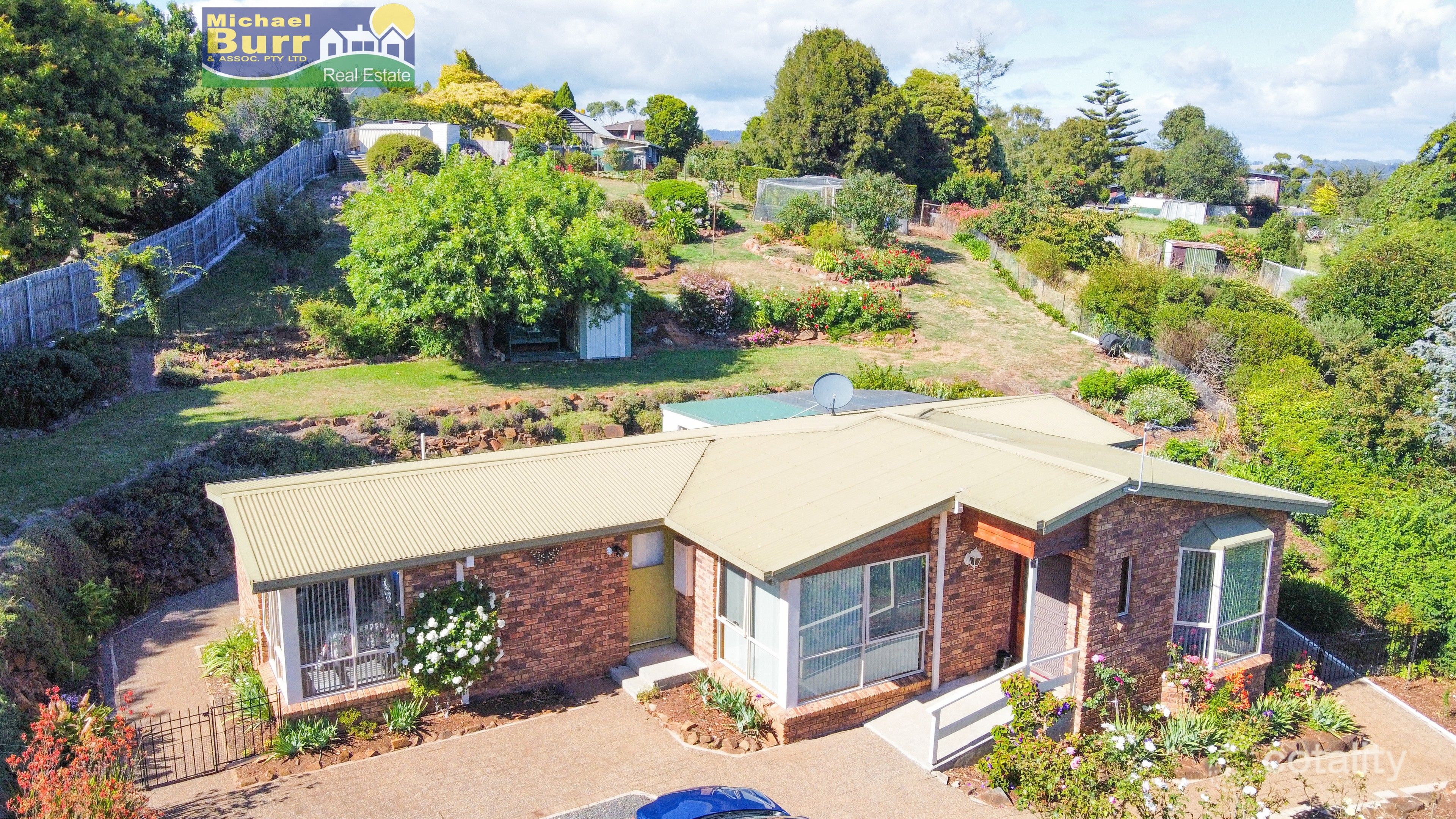 12 Highfield Rd, Ambleside, TAS 7310