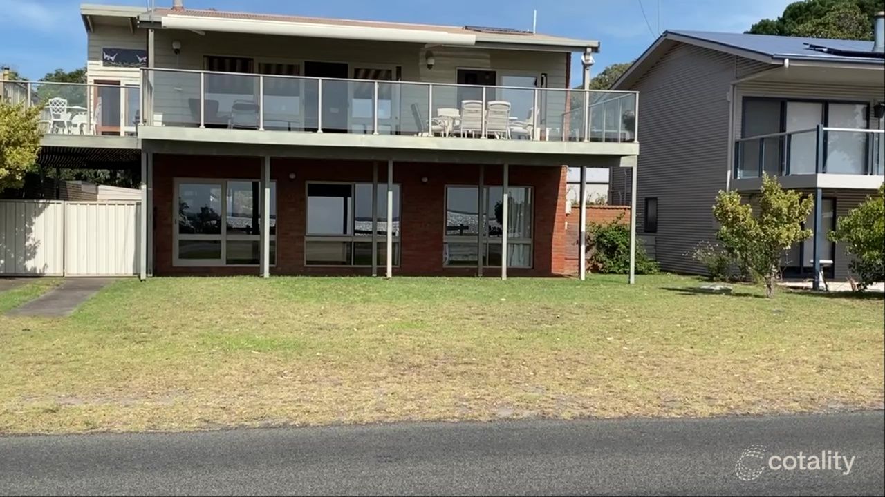 74 Lake St, Loch Sport, VIC 3851