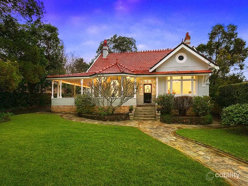 17 Burns Rd, Wahroonga, NSW 2076