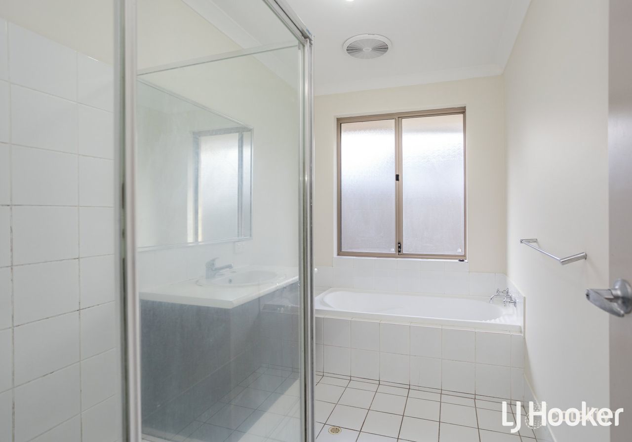 1/1 Holder St, St James, WA 6102