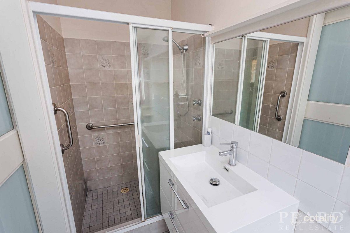 28 Haddington St, Beldon, WA 6027