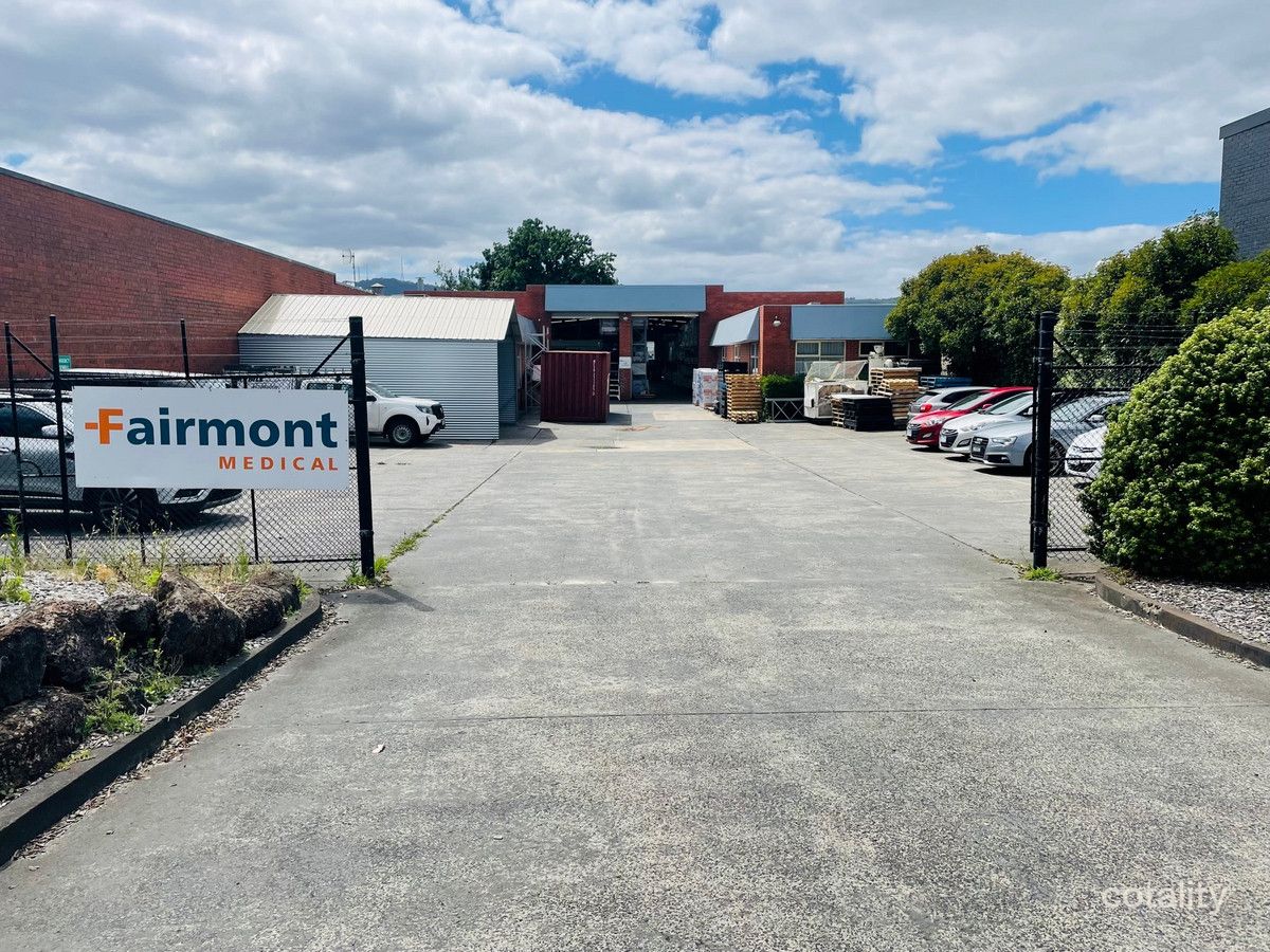 17 Scoresby Rd, Bayswater, VIC 3153