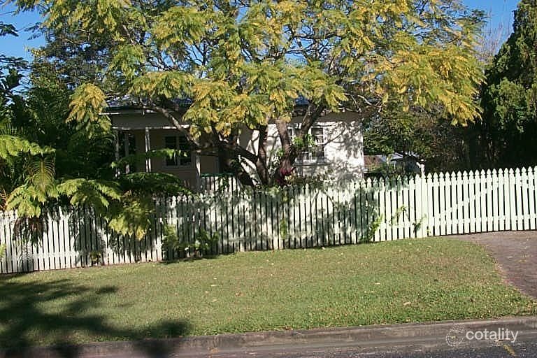 7 Hedge St, Strathpine, QLD 4500