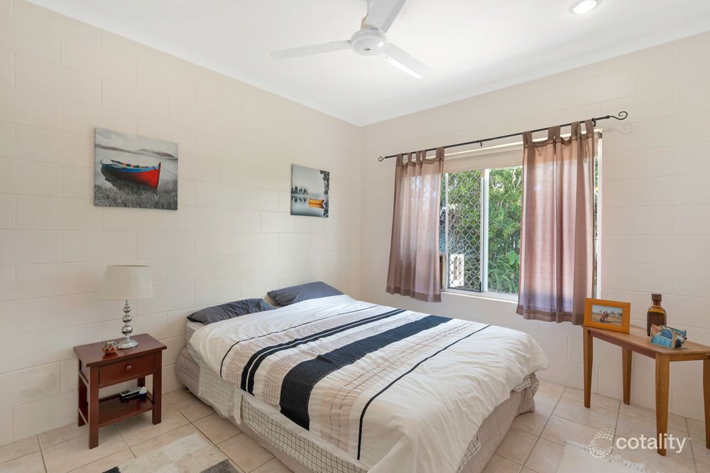 1/3-4 Holden Cl, Whitfield, QLD 4870