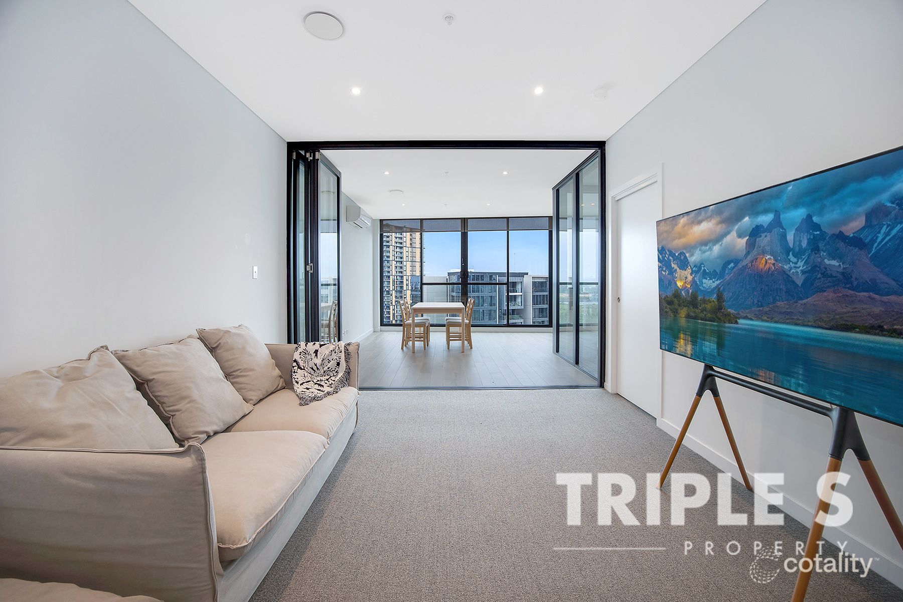1512/17 Wentworth Pl, Wentworth Point, NSW 2127